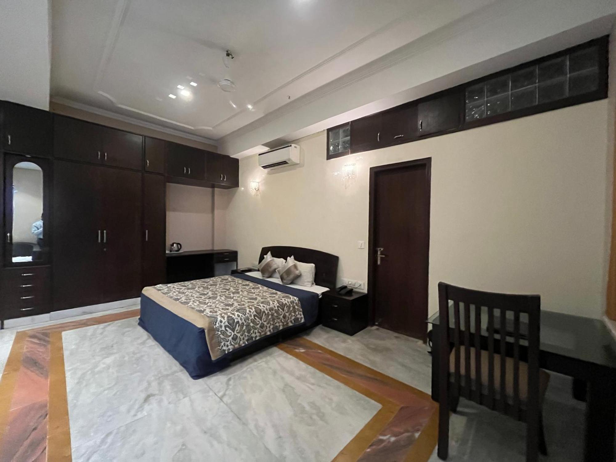 Treehouse Narmade A Riverfront Resort & Spa Narmadapuram Hoshangabad Exterior photo